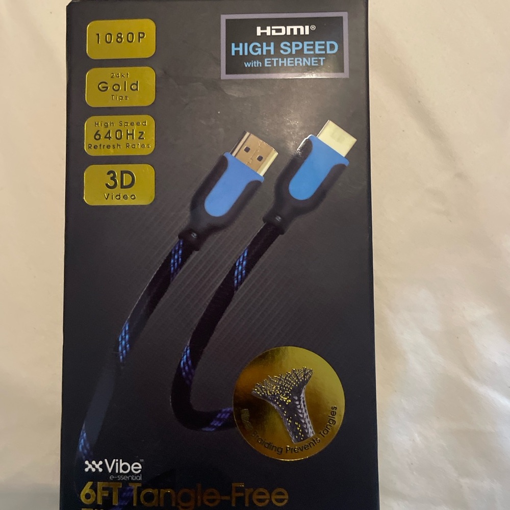 Vibe 6FT Tangle-Free Fiber Cable with Gold Tips